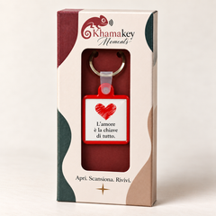 Portachiavi L’amore è la chiave di tutto rosso nella confezione KhamaKey Moments