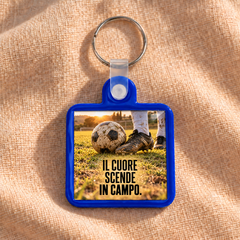 KhamaKey Moments | Cornice blu | Il cuore scende in campo. | frontale