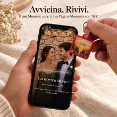 Avvicina il Moment allo smartphone per aprire la tua Pagina Moments: esempio di utilizzo NFC.